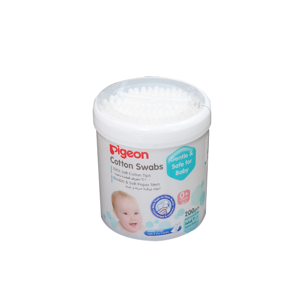 Pigeon Cotton Swab Thick 200Pcs/Jar - K873