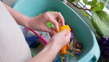 Clean Baby Bath Toys