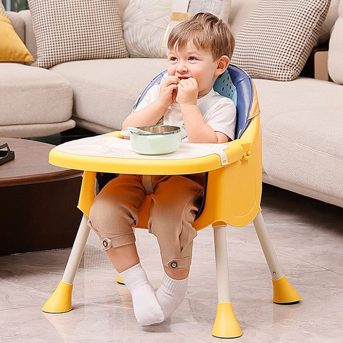Infantes 4 in 1 Baby High Chair Foldable With Adjustable Legs Feeding Tray (2)